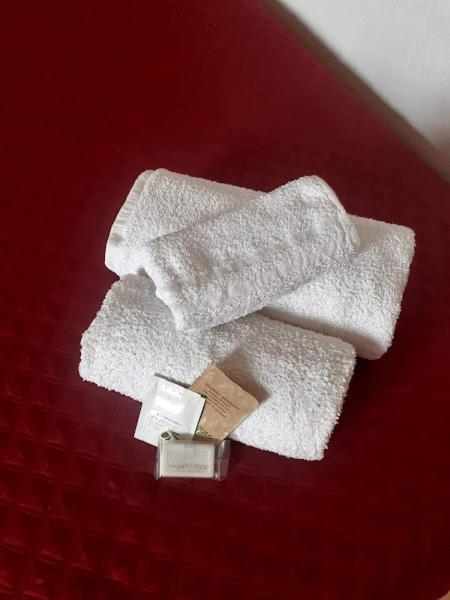 Hotel Bena E Traes Laerru Eksteriør billede